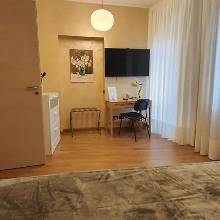 Cesarina - Centro Apartment *